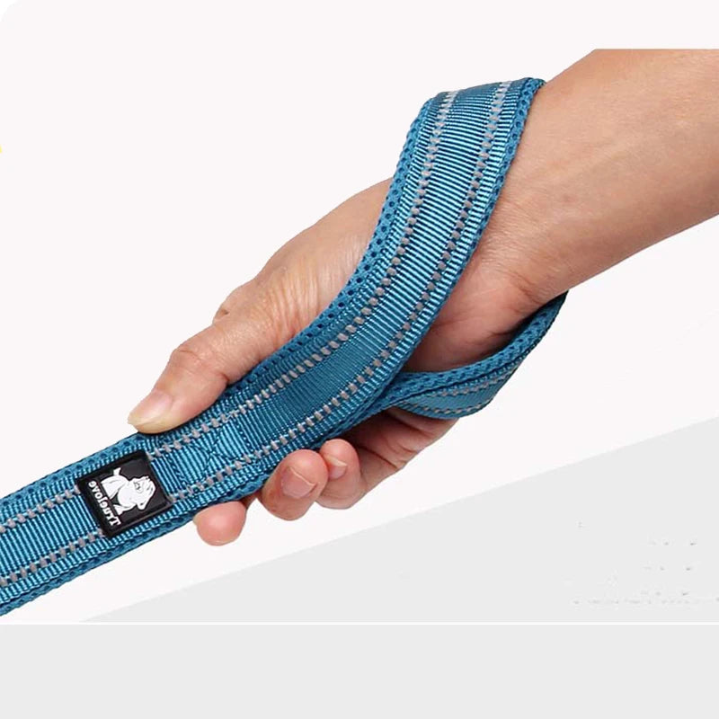 StrideLead™ ComfortGrip